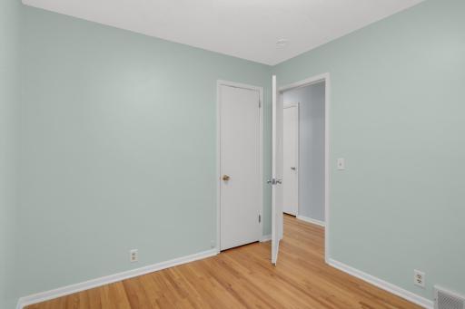 3740 Perry Avenue N, Robbinsdale, MN 55422