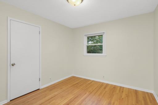 3740 Perry Avenue N, Robbinsdale, MN 55422