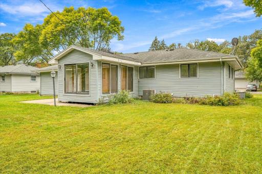 5230 Oconnell Drive, Saint Paul, MN 55112