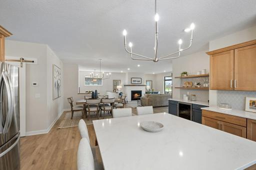 17755 Ellsworth Drive, Lakeville, MN 55044