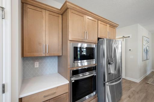 17755 Ellsworth Drive, Lakeville, MN 55044