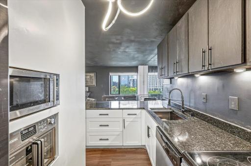 19 S 1st Street, B703, Minneapolis, MN 55401