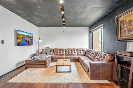 19 S 1st Street, B703, Minneapolis, MN 55401