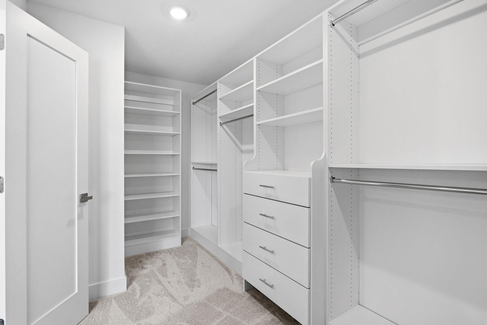 Nice built in closet option