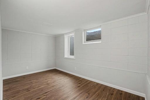 6117 France Avenue S, Edina, MN 55410