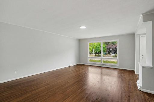 6117 France Avenue S, Edina, MN 55410