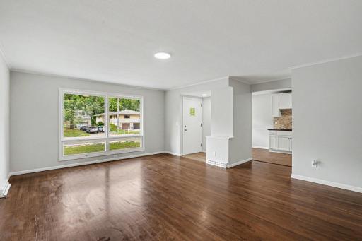 6117 France Avenue S, Edina, MN 55410