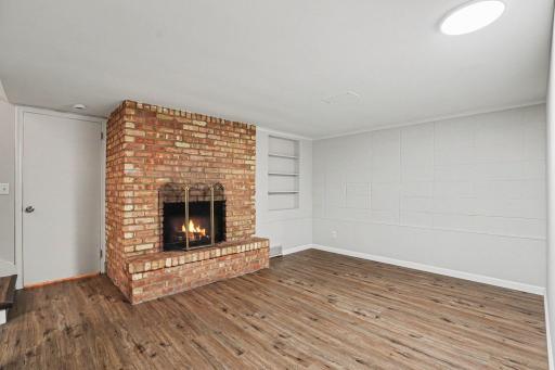 6117 France Avenue S, Edina, MN 55410
