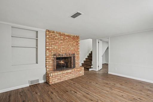6117 France Avenue S, Edina, MN 55410