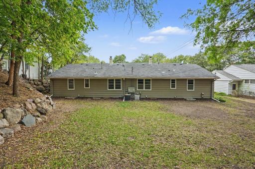 6117 France Avenue S, Edina, MN 55410