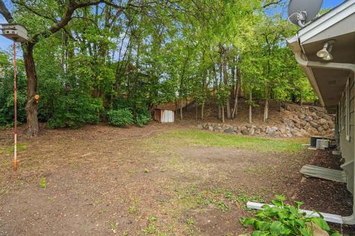 6117 France Avenue S, Edina, MN 55410