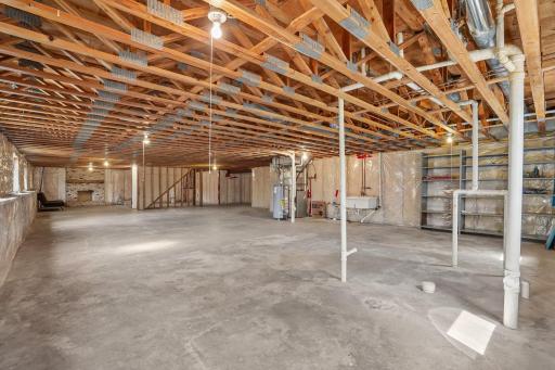8912 Vincent Place, Minneapolis, MN 55431