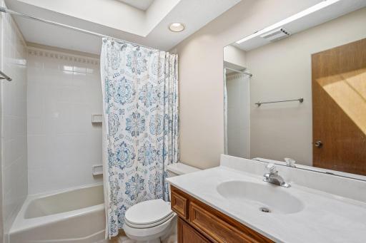 8912 Vincent Place, Minneapolis, MN 55431