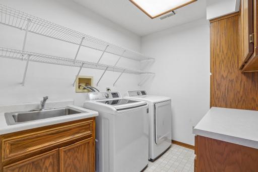 8912 Vincent Place, Minneapolis, MN 55431