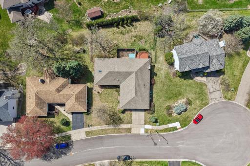 8912 Vincent Place, Minneapolis, MN 55431