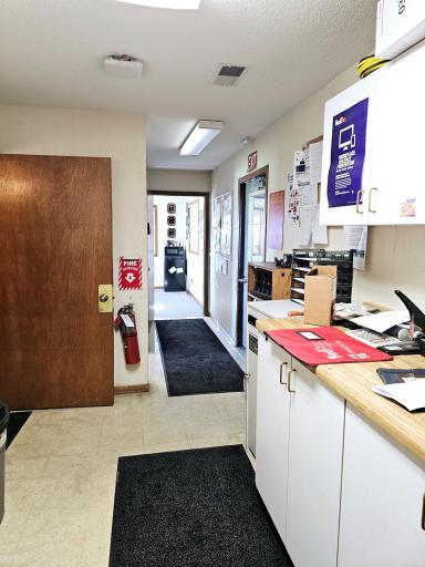 4493 Highway 12 E, Willmar, MN 56201