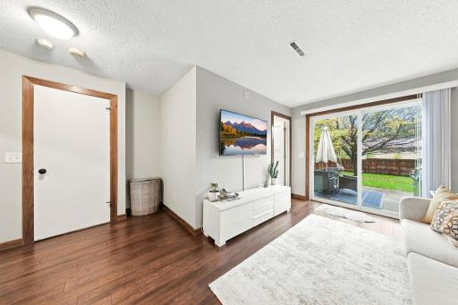 6625 Harlan Drive, Eden Prairie, MN 55346