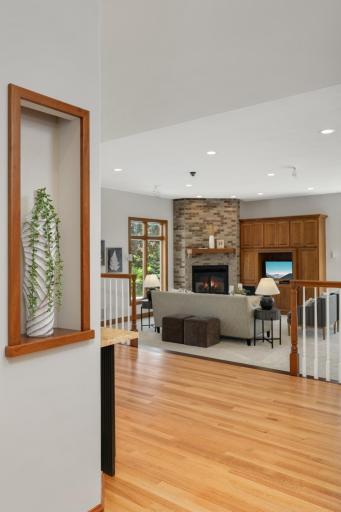 9721 Frontier Lane, Lakeville, MN 55044