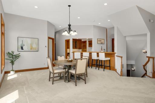 9721 Frontier Lane, Lakeville, MN 55044