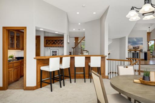 9721 Frontier Lane, Lakeville, MN 55044