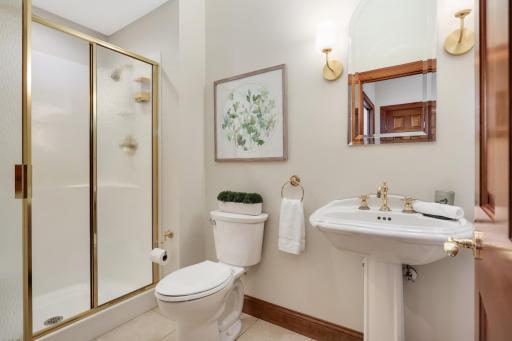 9721 Frontier Lane, Lakeville, MN 55044