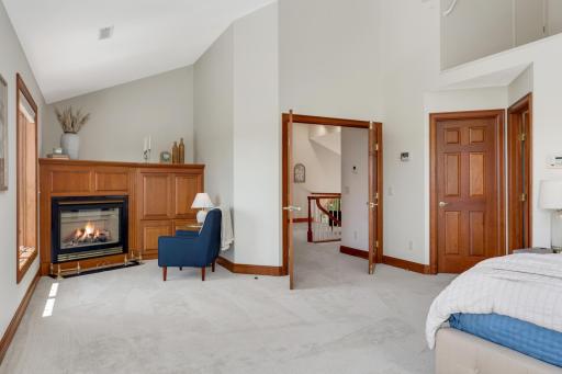 9721 Frontier Lane, Lakeville, MN 55044