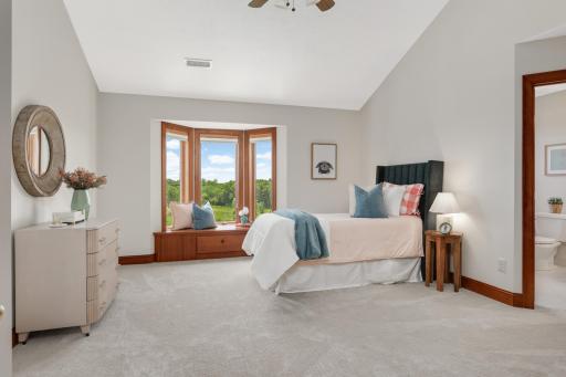 9721 Frontier Lane, Lakeville, MN 55044