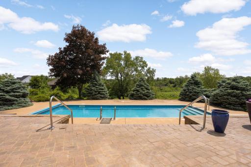 9721 Frontier Lane, Lakeville, MN 55044