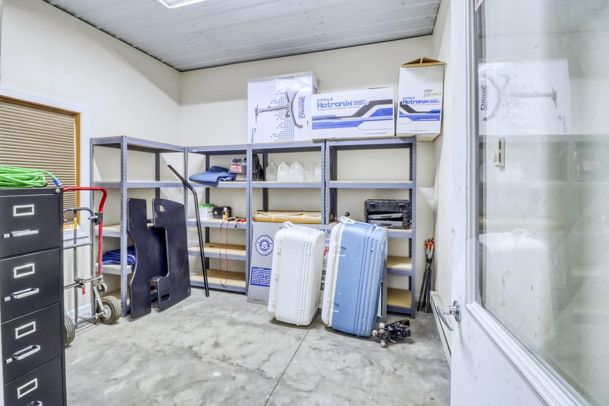 Office1_1.JPG