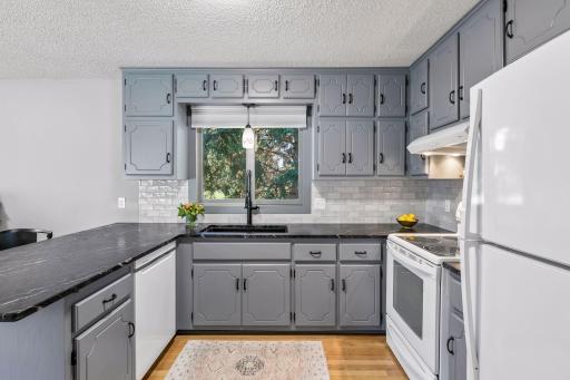 13323 Inglewood Avenue, Savage, MN 55378