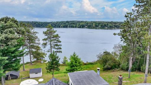 5565 N Shore Drive, Eau Claire, WI 54703