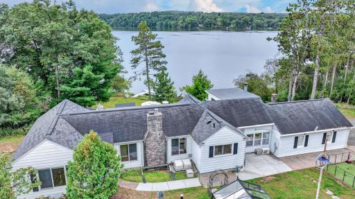 5565 N Shore Drive, Eau Claire, WI 54703