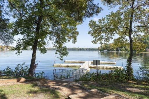 10205 27th Avenue N, Plymouth, MN 55441