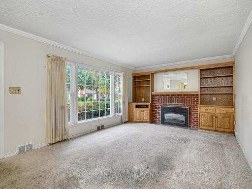 961 California Avenue W, Saint Paul, MN 55117