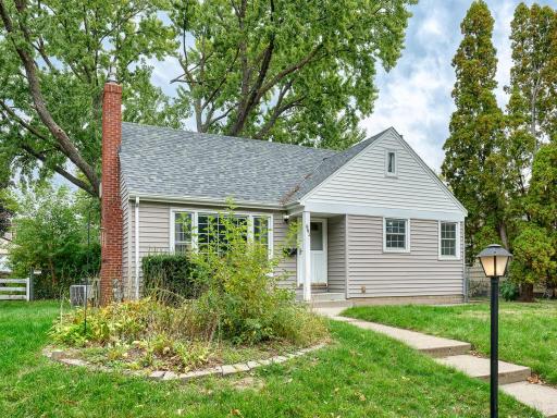 961 California Avenue W, Saint Paul, MN 55117