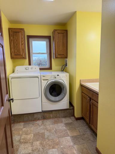 101 8th Street S, Hoffman, MN 56339