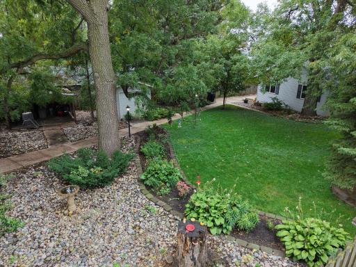 Beautiful landscaping!