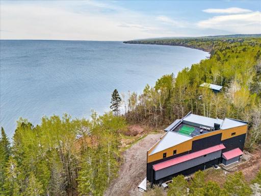 1430 Stoney Point Drive, Duluth, MN 55804