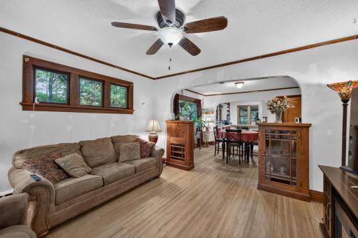 6382 Stillwater Boulevard N, Oakdale, MN 55128