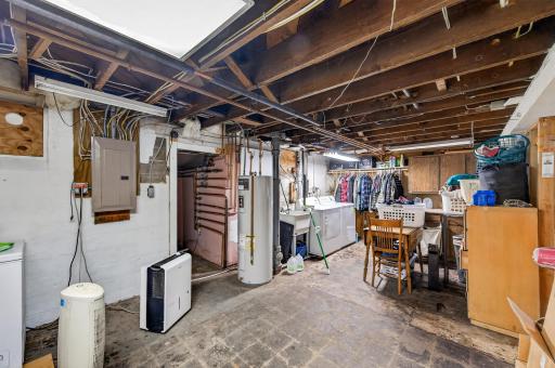 6382 Stillwater Boulevard N, Oakdale, MN 55128