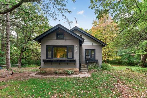 6382 Stillwater Boulevard N, Oakdale, MN 55128