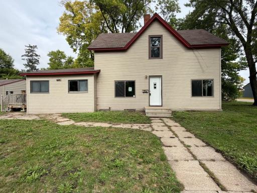 31 E Ripley Street, Litchfield, MN 55355