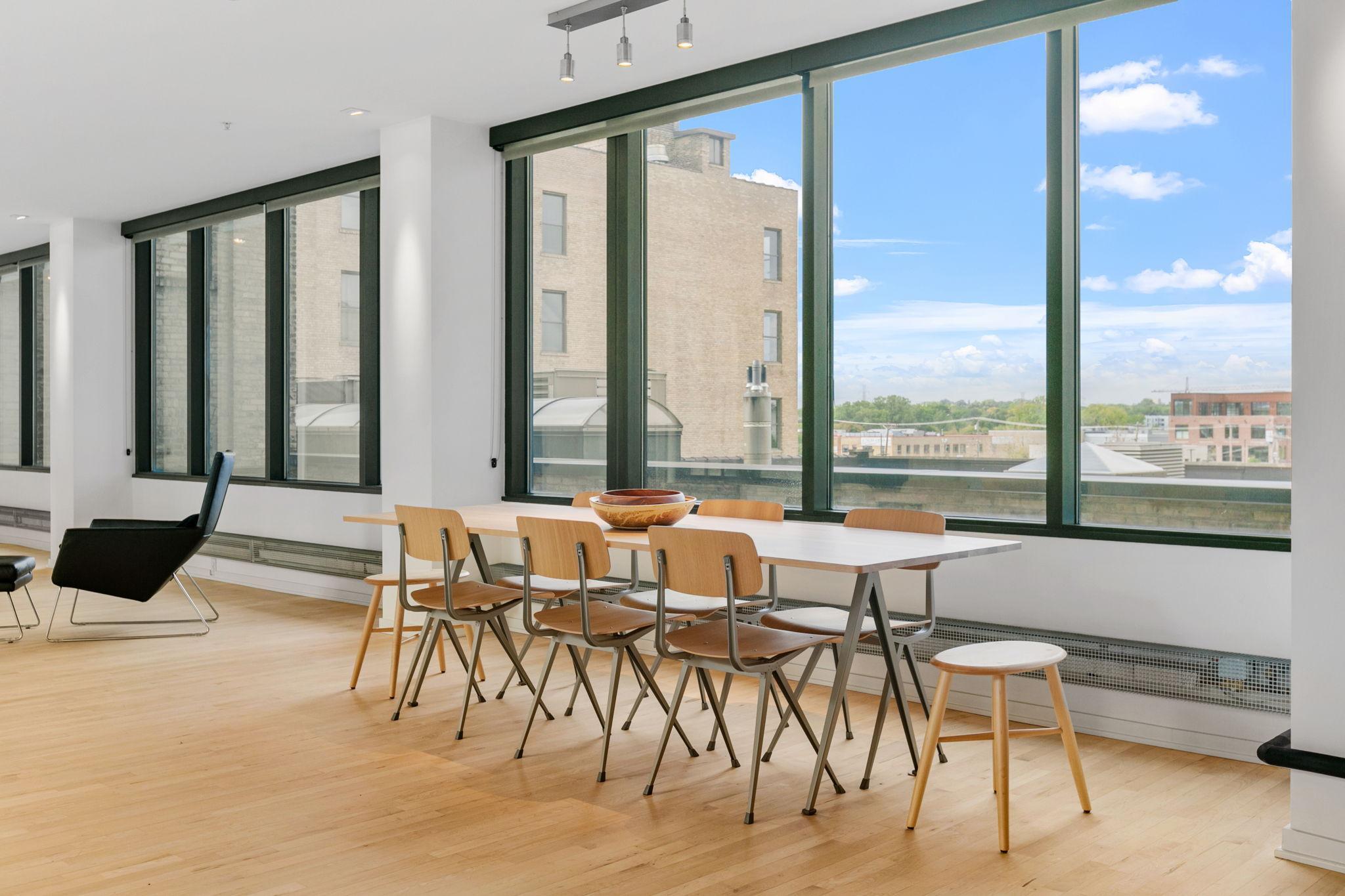 15-web-or-mls-290 Market 314-26.jpg