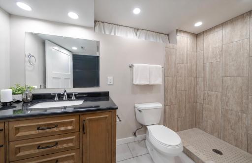 2837 Matilda Street, Roseville, MN 55113