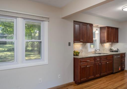 2837 Matilda Street, Roseville, MN 55113