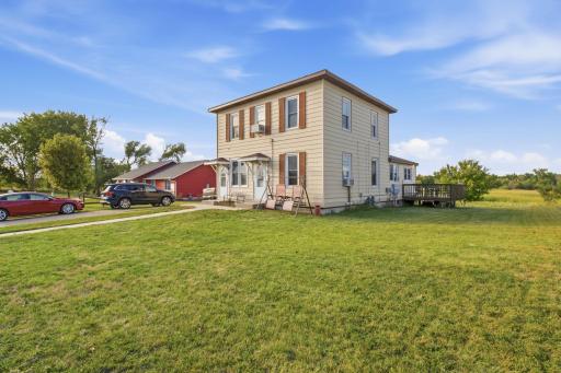 316 SW 3 Ave SW, New London, MN 56273