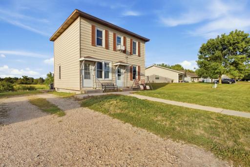 316 SW 3 Ave SW, New London, MN 56273