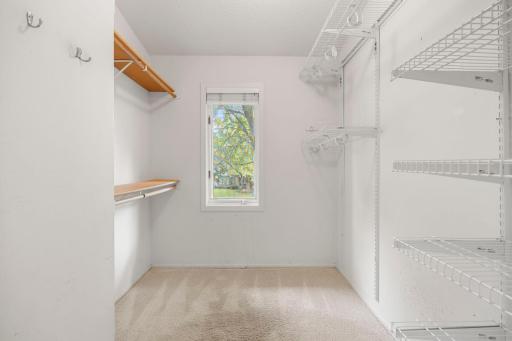 62-web-or-mls-15588 Canyon Ridge-264.jpg