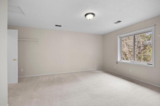 63-web-or-mls-15588 Canyon Ridge-194.jpg
