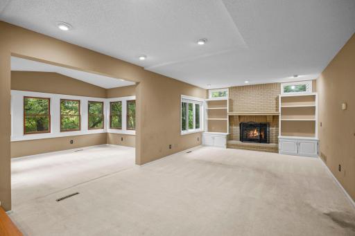 30-web-or-mls-15588 Canyon Ridge-44.jpg